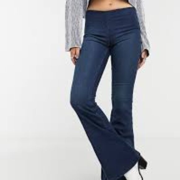 Free People Blue Penny Pull On Flare Leg Jeans! - Picture 9 of 9